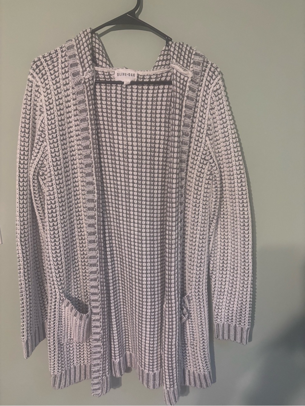 Olive & Oak Two-Tone Gray and Cream Hooded Knit Cardigan